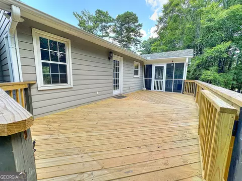 Exterior - 5 Smokemont Dr, Lagrange, GA 30241 photo 5 of 11