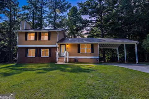 9256 Raven Dr, Jonesboro, GA 30238