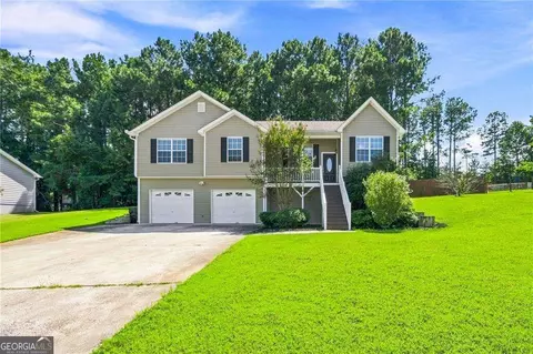 57 Hickory Leaf Ln, Acworth, GA 30101