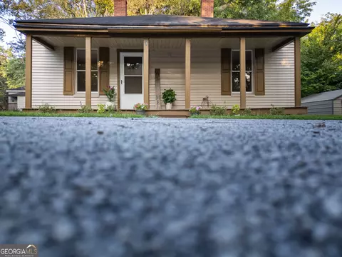 Exterior - 3 Bay St, Covington, GA 30014 photo 4 of 6