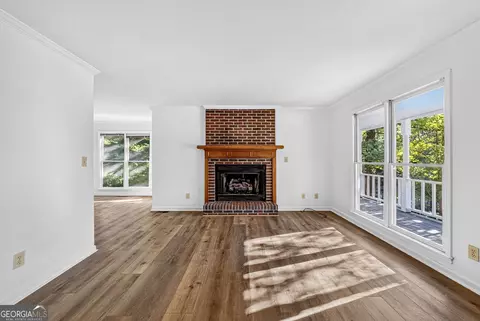 Living - 106 Mckinley Cir, Lagrange, GA 30240 photo 1 of 4