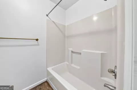 Bath - 106 Mckinley Cir, Lagrange, GA 30240 photo 7 of 7