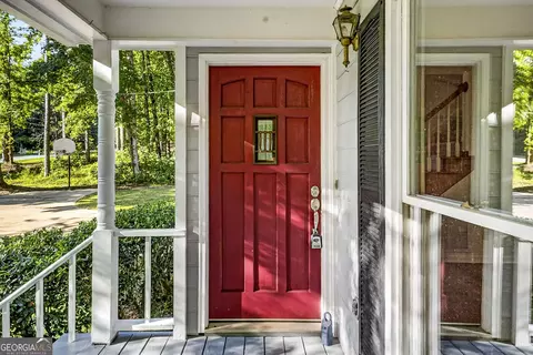 Exterior - 106 Mckinley Cir, Lagrange, GA 30240 photo 4 of 22