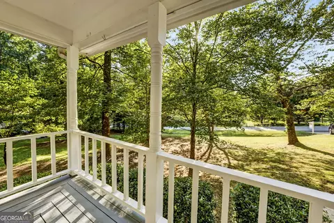 Exterior - 106 Mckinley Cir, Lagrange, GA 30240 photo 6 of 22