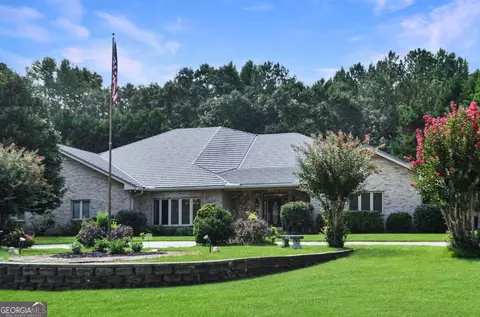 155 Highlands Forest Ln, Oxford, GA 30054