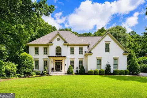 1670 Highgrove Club Dr, Milton, GA 30004