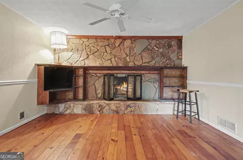 Living - 45 North Dr, Hampton, GA 30228 photo 5 of 10