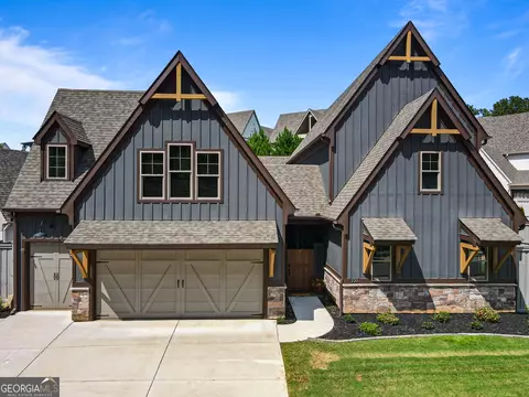 220 Arbor Garden Cir, Newnan, GA 30265