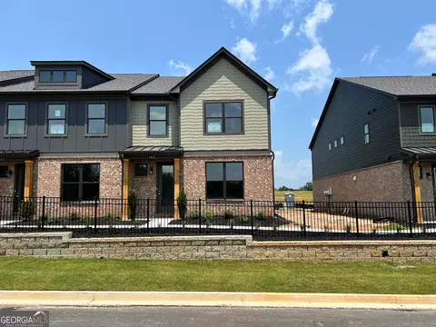 303 Barracks Way #885, Hoschton, GA 30548