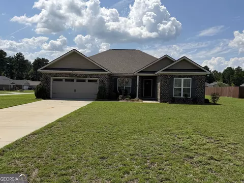 418 Autumn Ave, Statesboro, GA 30458