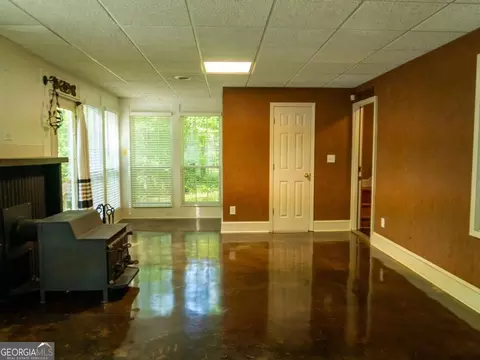 Living - 406 Covered Bridge Rd, Covington, GA 30016 photo 1 of 6