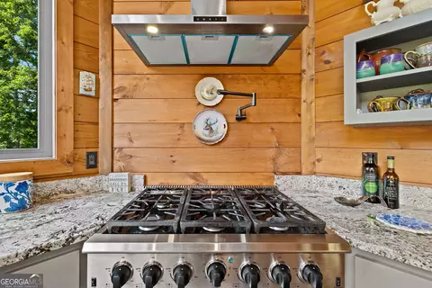 Kitchen - 115 Sunset Dr, Tiger, GA 30576 photo 3 of 5