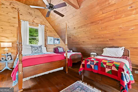 Bedroom - 115 Sunset Dr, Tiger, GA 30576 photo 4 of 6