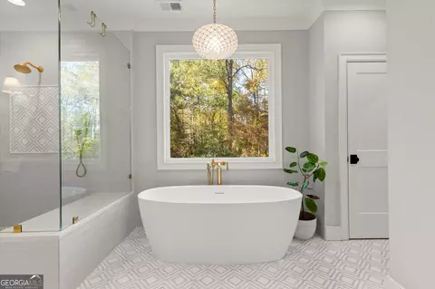 Bath - 441 Tanglewood Dr, Canton, GA 30115 photo 5 of 12