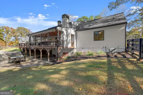 Exterior - 441 Tanglewood Dr, Canton, GA 30115 photo 16 of 18
