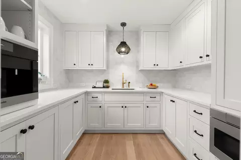 Kitchen - 441 Tanglewood Dr, Canton, GA 30115 photo 3 of 6