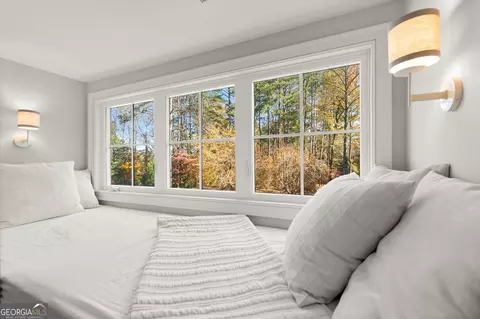 Bedroom - 441 Tanglewood Dr, Canton, GA 30115 photo 6 of 9