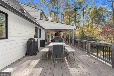 Exterior - 441 Tanglewood Dr, Canton, GA 30115 photo 10 of 18