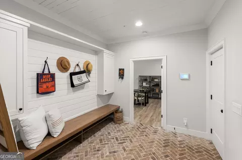 Entry Way - 441 Tanglewood Dr, Canton, GA 30115 photo 6 of 7