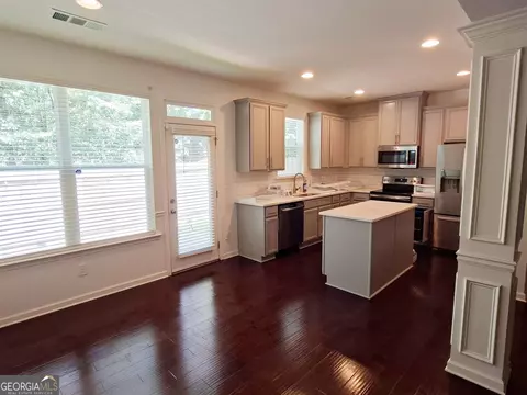Kitchen - 4402 Newfangle Rd, Stone Mountain, GA 30083 photo 1 of 1