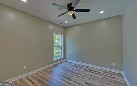 Bedroom - 55 Wesley Cir, Toccoa, GA 30577 photo 6 of 8