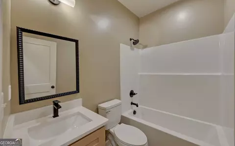 Bath - 55 Wesley Cir, Toccoa, GA 30577 photo 5 of 5