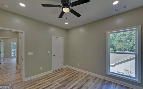 Bedroom - 55 Wesley Cir, Toccoa, GA 30577 photo 8 of 8