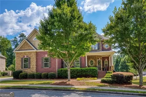 11001 Estates Cir, Alpharetta, GA 30022