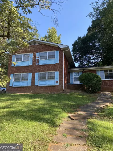 4237 Commodore Dr, Chamblee, GA 30341 photo 2