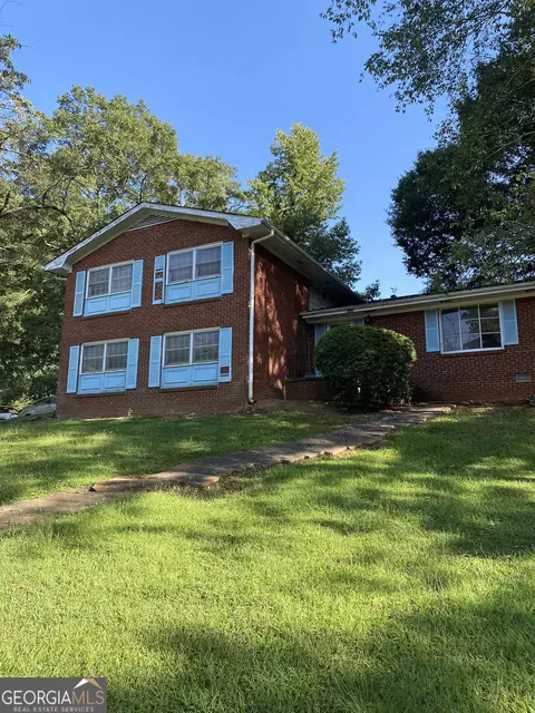 4237 Commodore Dr, Chamblee, GA 30341