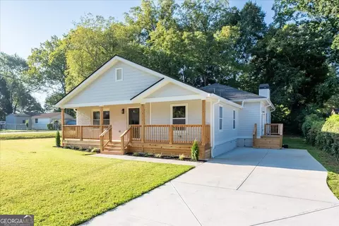 1068 Mclinden Ave SE, Smyrna, GA 30080