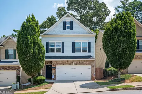 451 Village Vw, Woodstock, GA 30188