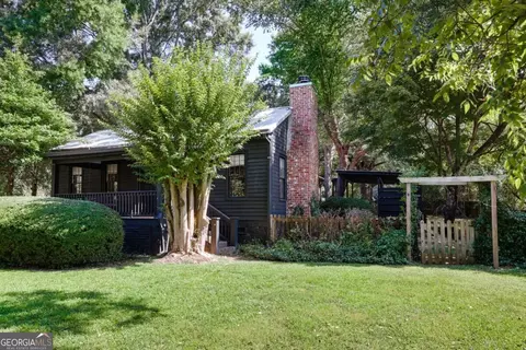 230 Georgia Ave, Winterville, GA 30683