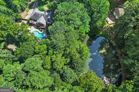 127 Caracas Dr, Woodstock, GA 30188