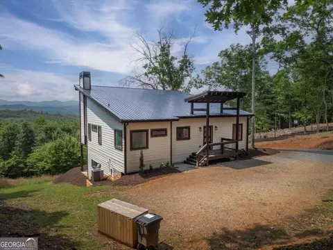 310 Wunder Bear Ridge Rd, Morganton, GA 30560