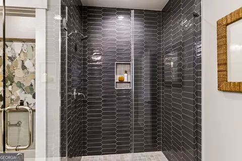 Bath - 310 Reserve Way, Savannah, GA 31401 photo 5 of 5