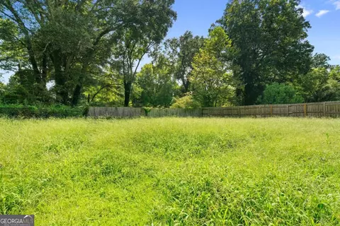 Exterior - 16 Robin Rd, Austell, GA 30168 photo 3 of 3