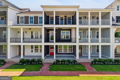 408 Legends Ct, Savannah, GA 31401