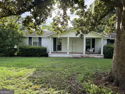 451 Charles St, Saint Marys, GA 31558
