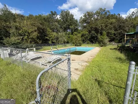 Exterior - 125 Lee Ave, Brooklet, GA 30415 photo 3 of 5