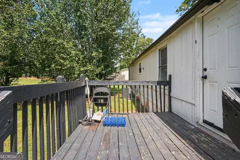 Exterior - 915 Steele Dr, Hampton, GA 30228 photo 1 of 3