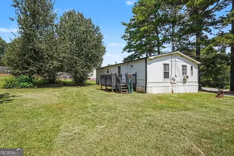 Exterior - 915 Steele Dr, Hampton, GA 30228 photo 2 of 3