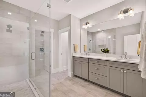 Bath - 515 Reserve Way, Savannah, GA 31401 photo 4 of 4