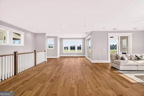 Living - 515 Reserve Way, Savannah, GA 31401 photo 3 of 7