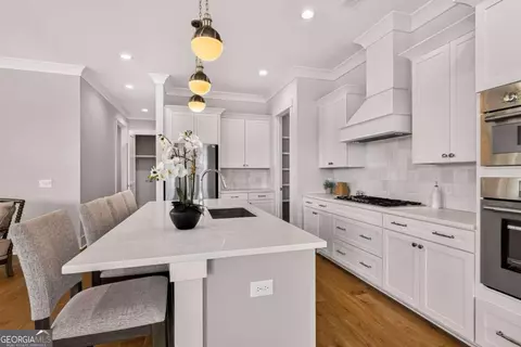 Kitchen - 515 Reserve Way, Savannah, GA 31401 photo 3 of 4