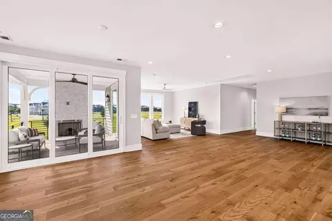 Living - 515 Reserve Way, Savannah, GA 31401 photo 4 of 7