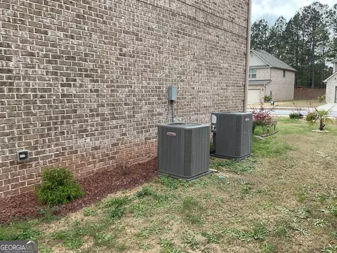 Exterior - 137 Cabin Way, Hampton, GA 30228 photo 15 of 18