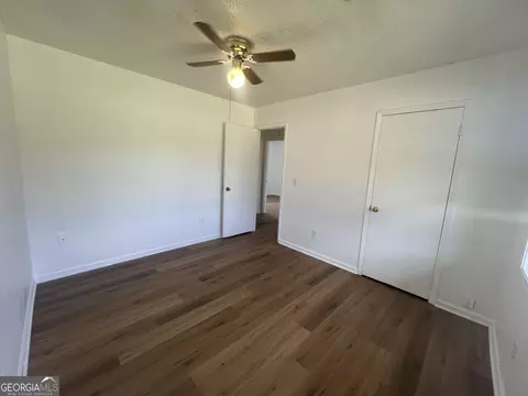 Bedroom - 1529 S Davis Rd, Lagrange, GA 30241 photo 4 of 6