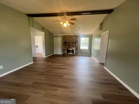 Living - 1529 S Davis Rd, Lagrange, GA 30241 photo 1 of 2