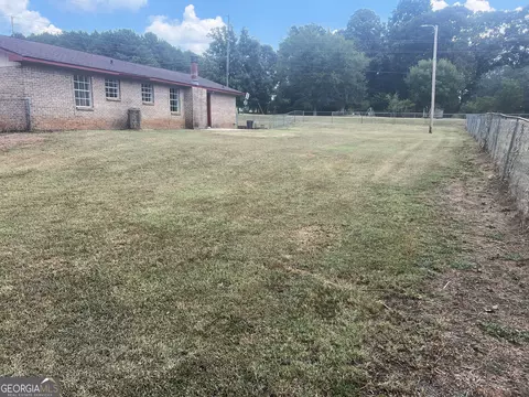 Exterior - 1529 S Davis Rd, Lagrange, GA 30241 photo 4 of 4